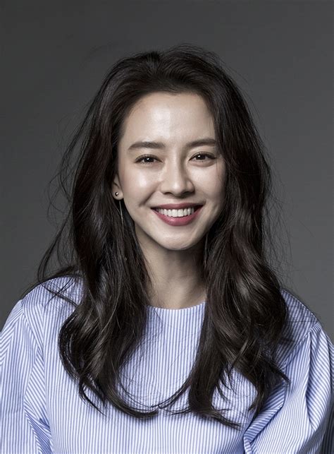 song jihyo hot|Young Knight Can't Stop Thinking About Queen .